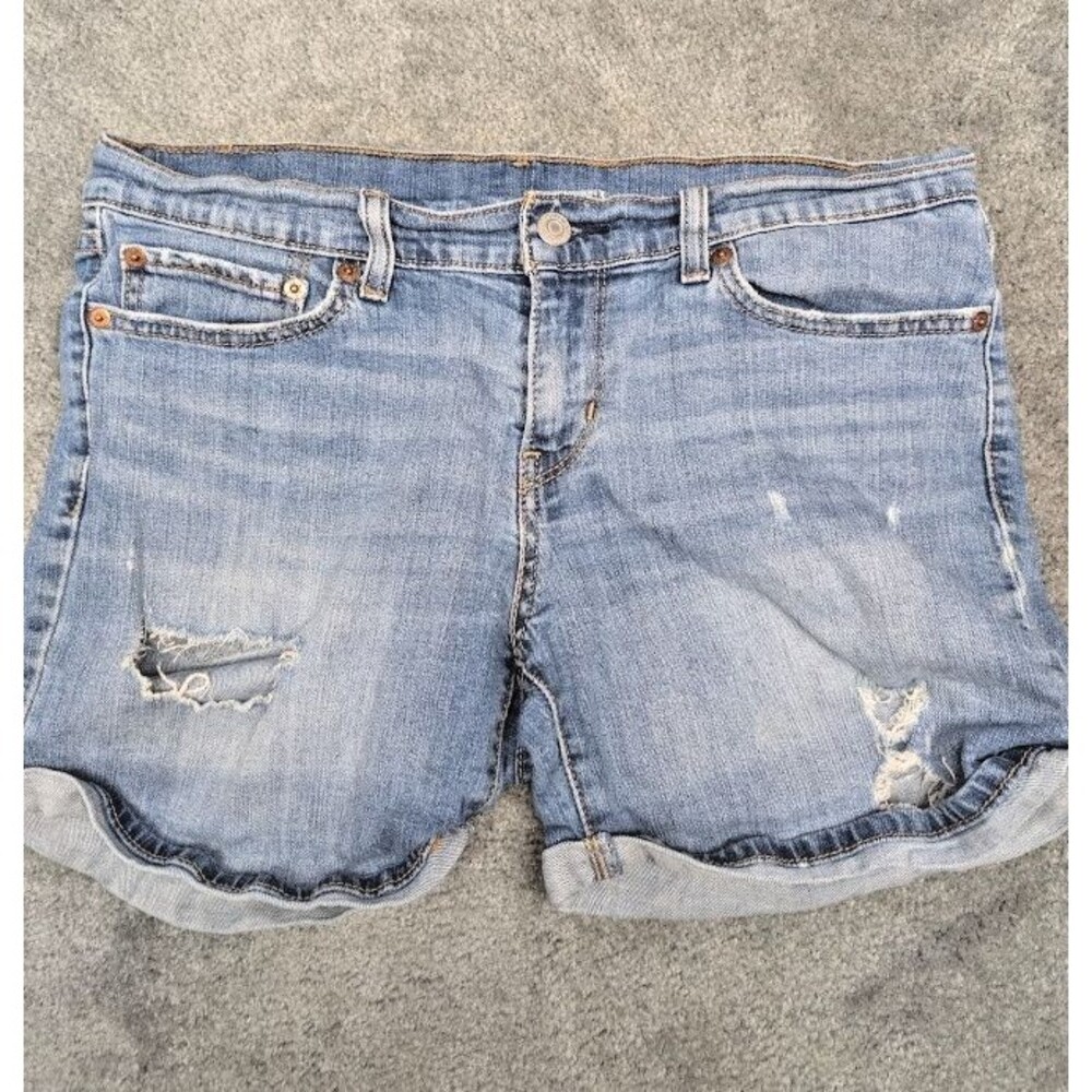 Womens Levis Jean Short Shorts Blue Denim Med Wash Mid Rise Size 29 Distressed